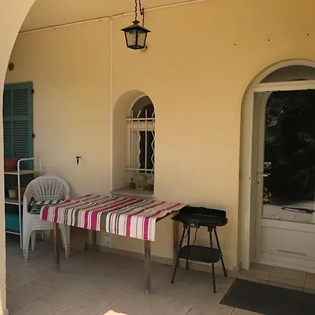 Apartment Avec Jardin A 5 Min De Marche Du Centre De Et Plages Cannes